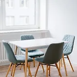 Apartment Im Herzen Von Duesseldorf- Pempelfort Dusseldorf